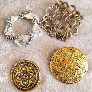 Brooch Set